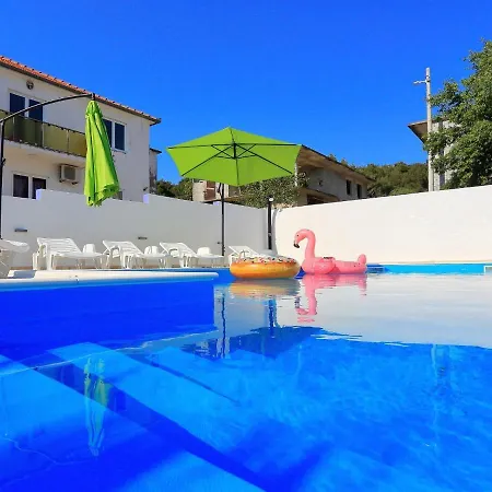 In With Pool Near The Sea Бибинье
